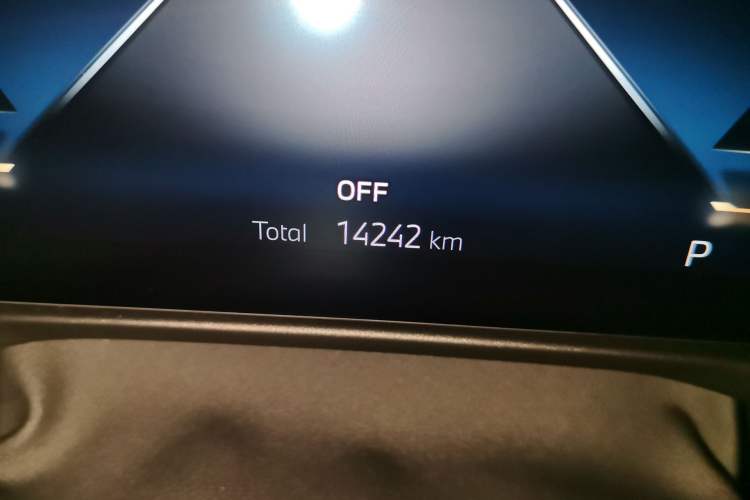 Used BMW 3 Series 2025 330Li M Sport Shadowline Package Odometer Close Up