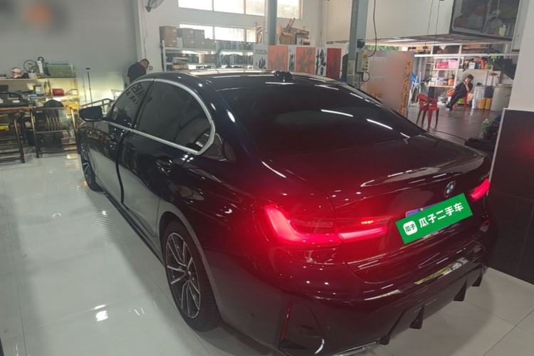 Used BMW 3 Series 2025 325Li M Sport Package Rear Left 45 Deg