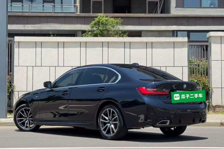 Used BMW 3 Series 2025 325Li M Sport Package Rear Left 45 Deg