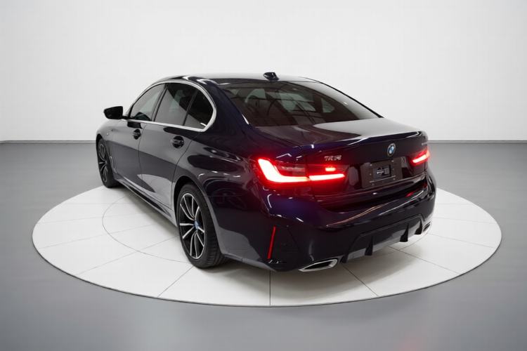 Used BMW 3 Series 2025 325Li M Sport Package Rear Left 45 Deg