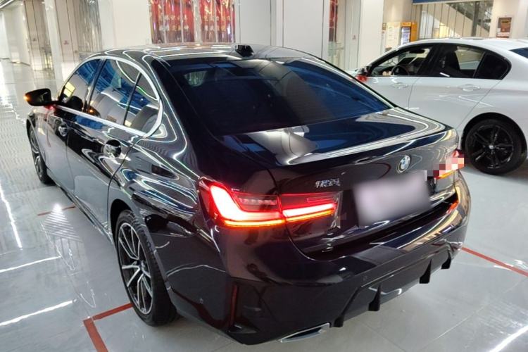 Used BMW 3 Series 2025 325Li M Sport Package Rear Left 45 Deg
