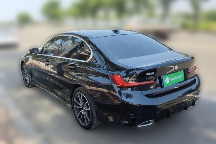 Used BMW 3 Series 2025 325i M Sport Package Rear Left 45 Deg