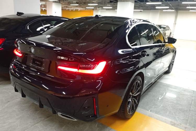 Used BMW 3 Series 2025 325Li M Sport Package Rear Right 45 Deg