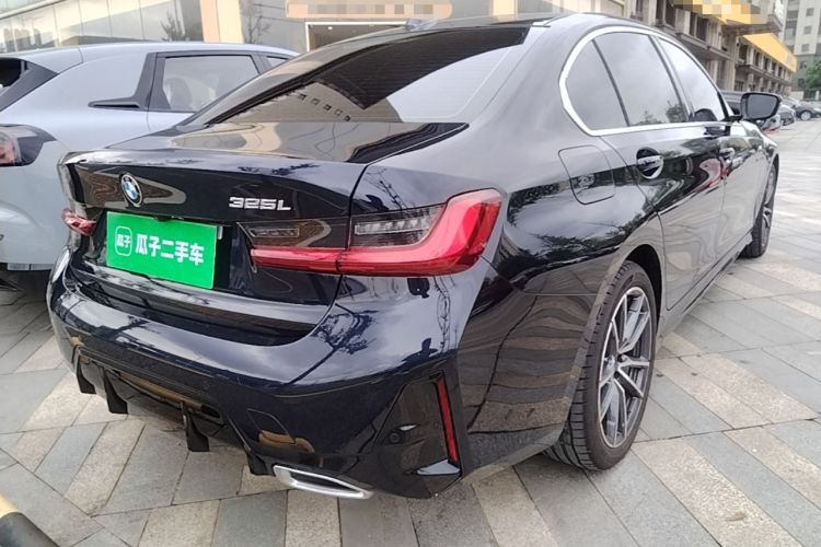 Used BMW 3 Series 2025 325Li M Sport Package Rear Right 45 Deg