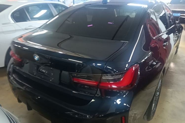 Used BMW 3 Series 2025 330Li M Sport Shadowline Package Rear Right 45 Deg