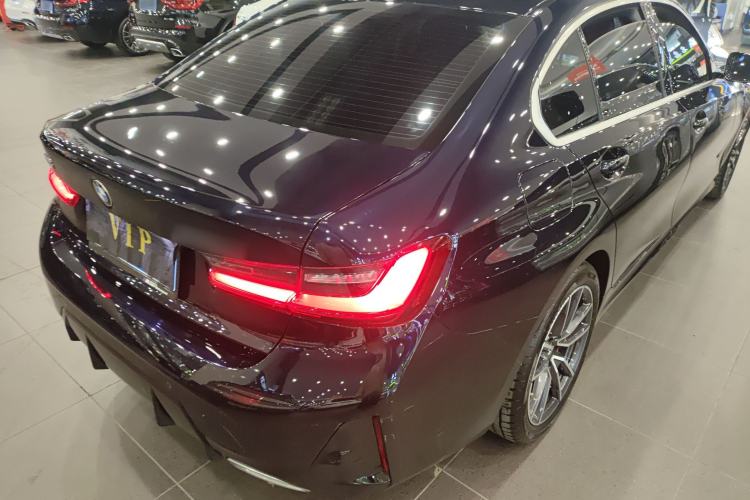 Used BMW 3 Series 2025 325Li M Sport Package Rear Right 45 Deg