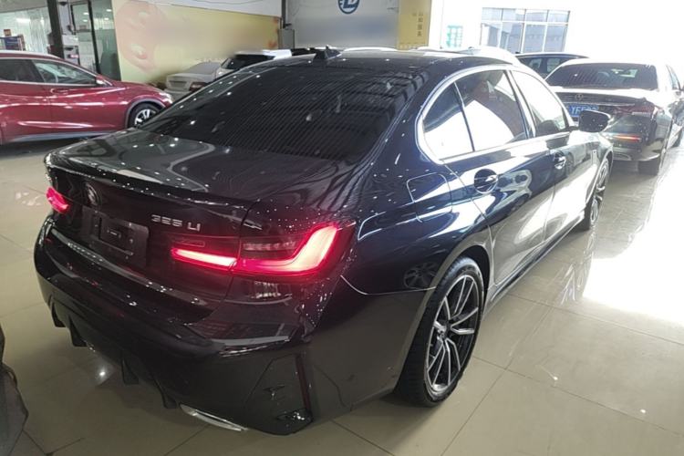 Used BMW 3 Series 2025 325Li M Sport Package Rear Right 45 Deg