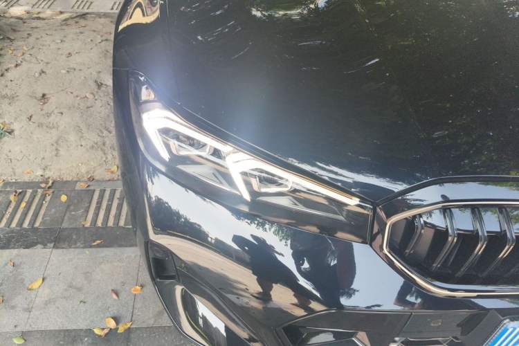Used BMW 3 Series 2025 330Li M Sport Shadowline Package Right Front Headlight