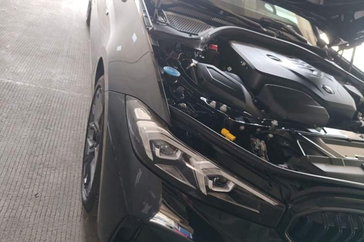 Used BMW 3 Series 2025 330Li M Sport Shadowline Package Right Front Headlight