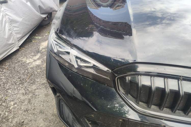 Used BMW 3 Series 2025 330Li M Sport Shadowline Package Right Front Headlight