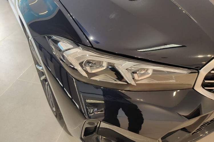 Used BMW 3 Series 2025 325Li M Sport Package Right Front Headlight