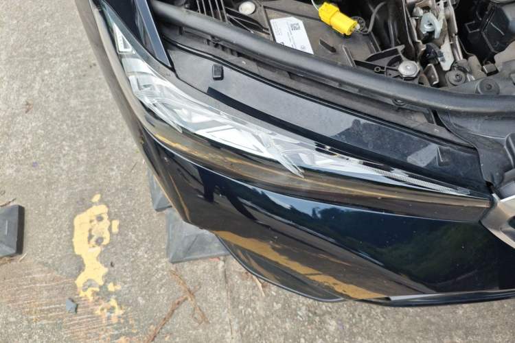 Used BMW 3 Series 2025 325Li M Sport Package Right Front Headlight