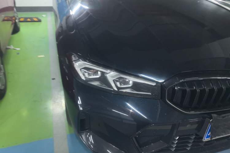 Used BMW 3 Series 2025 330Li M Sport Shadowline Package Right Front Headlight