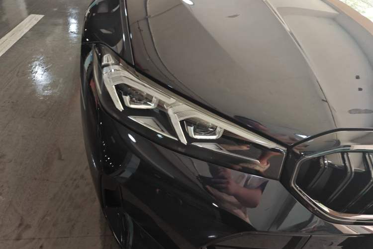 Used BMW 3 Series 2025 330Li M Sport Shadowline Package Right Front Headlight