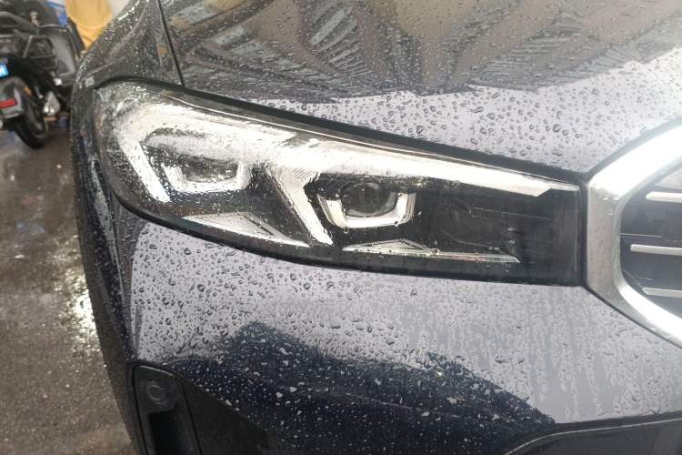 Used BMW 3 Series 2025 325i M Sport Package Right Front Headlight