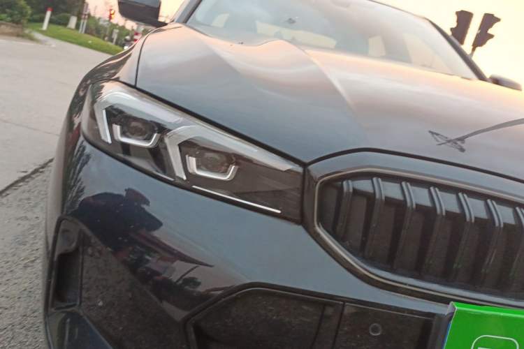 Used BMW 3 Series 2025 330Li M Sport Shadowline Package Right Front Headlight