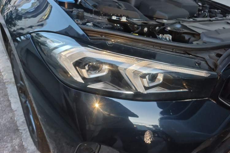 Used BMW 3 Series 2025 330Li M Sport Shadowline Package Right Front Headlight