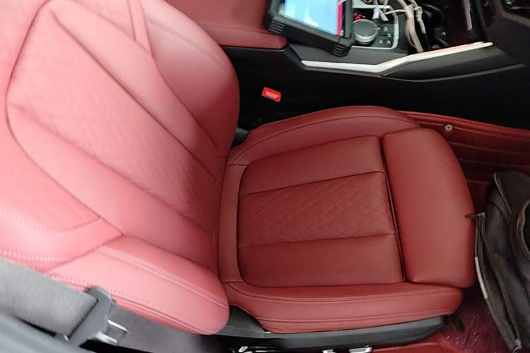 Used BMW 3 Series 2025 325Li M Sport Package Right Front Seat