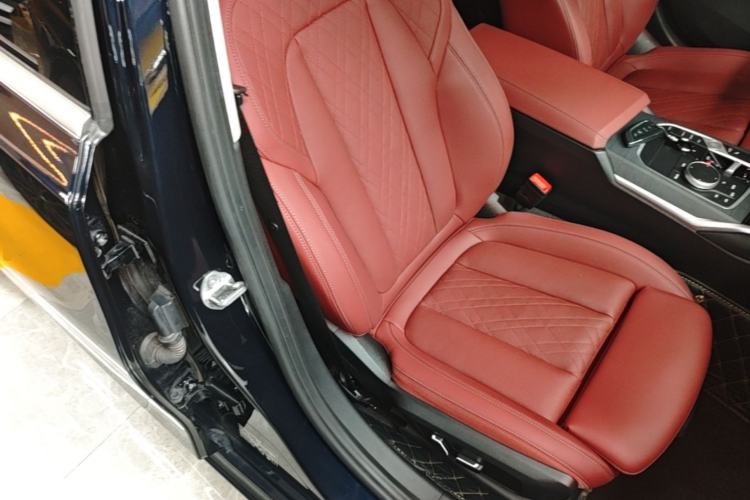 Used BMW 3 Series 2025 325Li M Sport Package Right Front Seat
