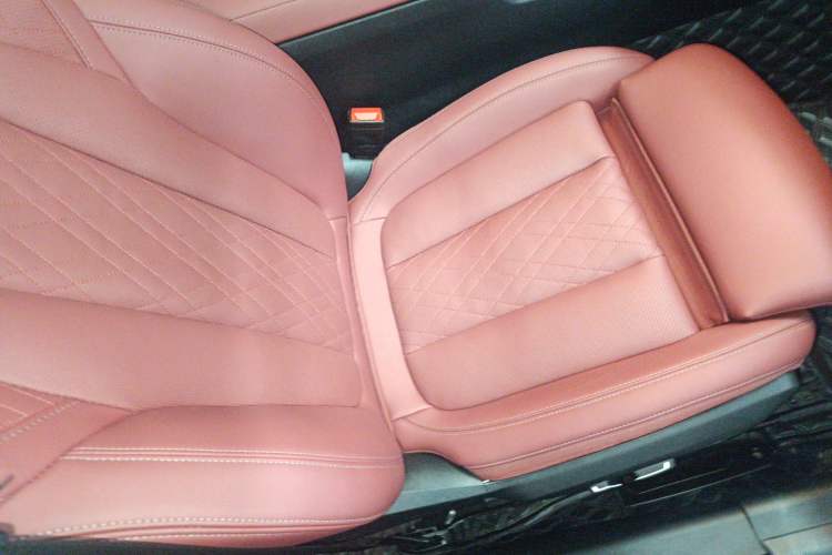 Used BMW 3 Series 2025 325Li M Sport Package Right Front Seat
