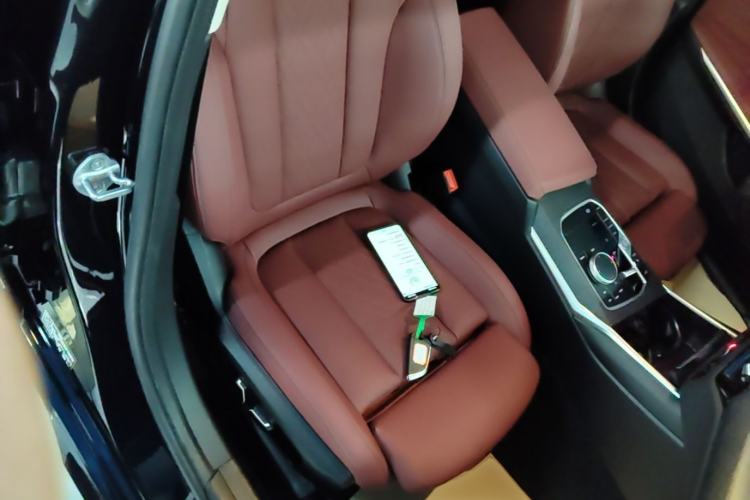 Used BMW 3 Series 2025 325Li M Sport Package Right Front Seat
