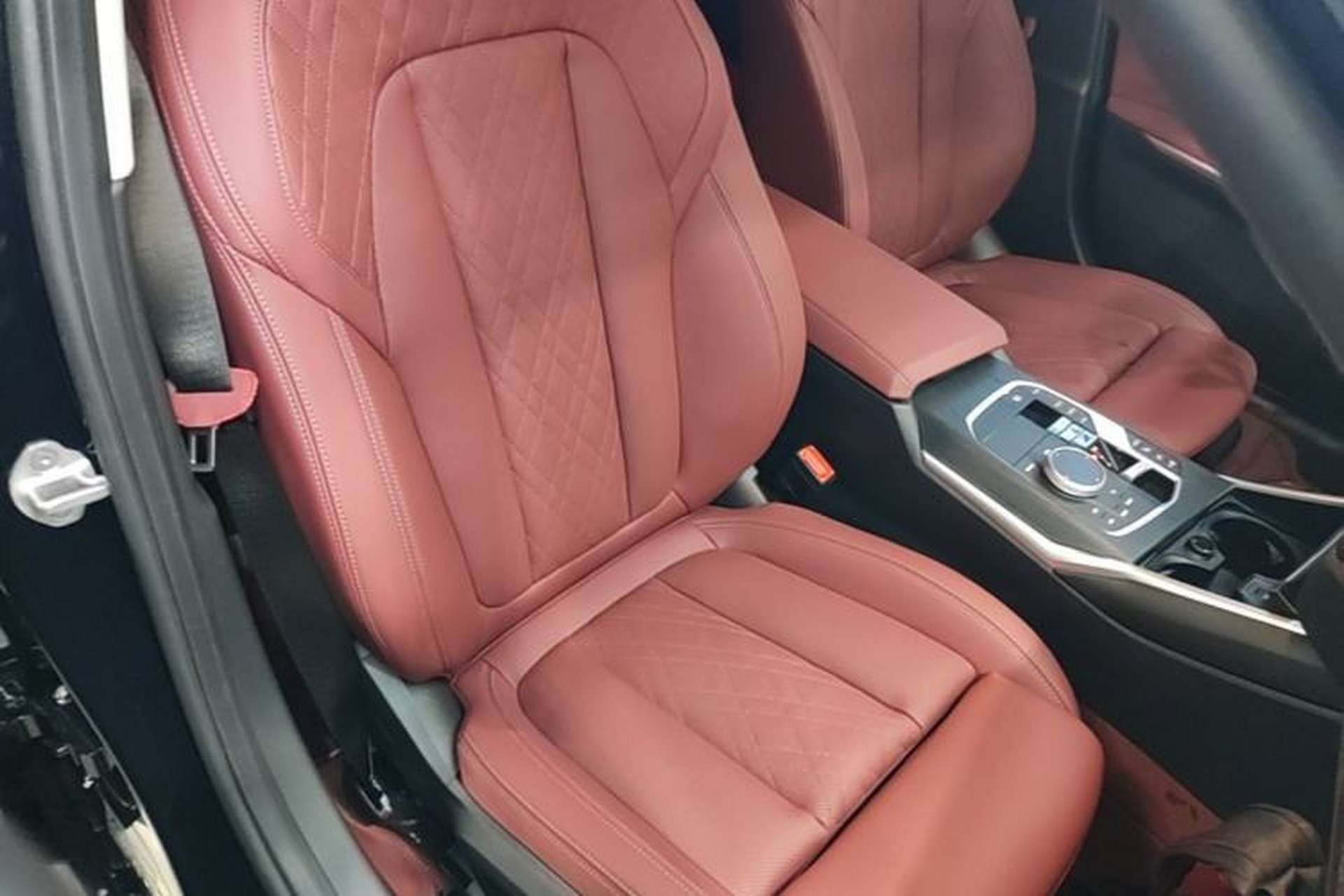 Used BMW 3 Series 2025 330Li M Sport Shadowline Package Right Front Seat