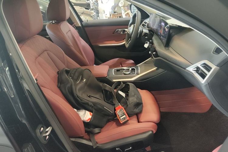 Used BMW 3 Series 2025 325Li M Sport Package Right Front Seat