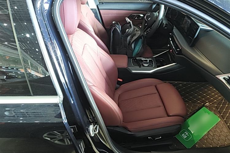 Used BMW 3 Series 2025 325Li M Sport Package Right Front Seat