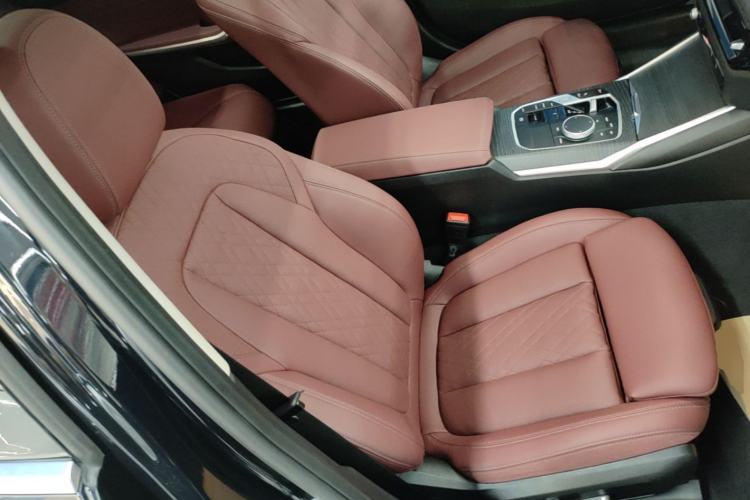 Used BMW 3 Series 2025 325Li M Sport Package Right Front Seat
