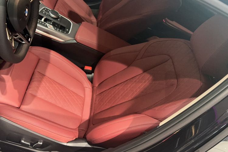 Used BMW 3 Series 2025 330Li M Sport Shadowline Package Right Front Seat