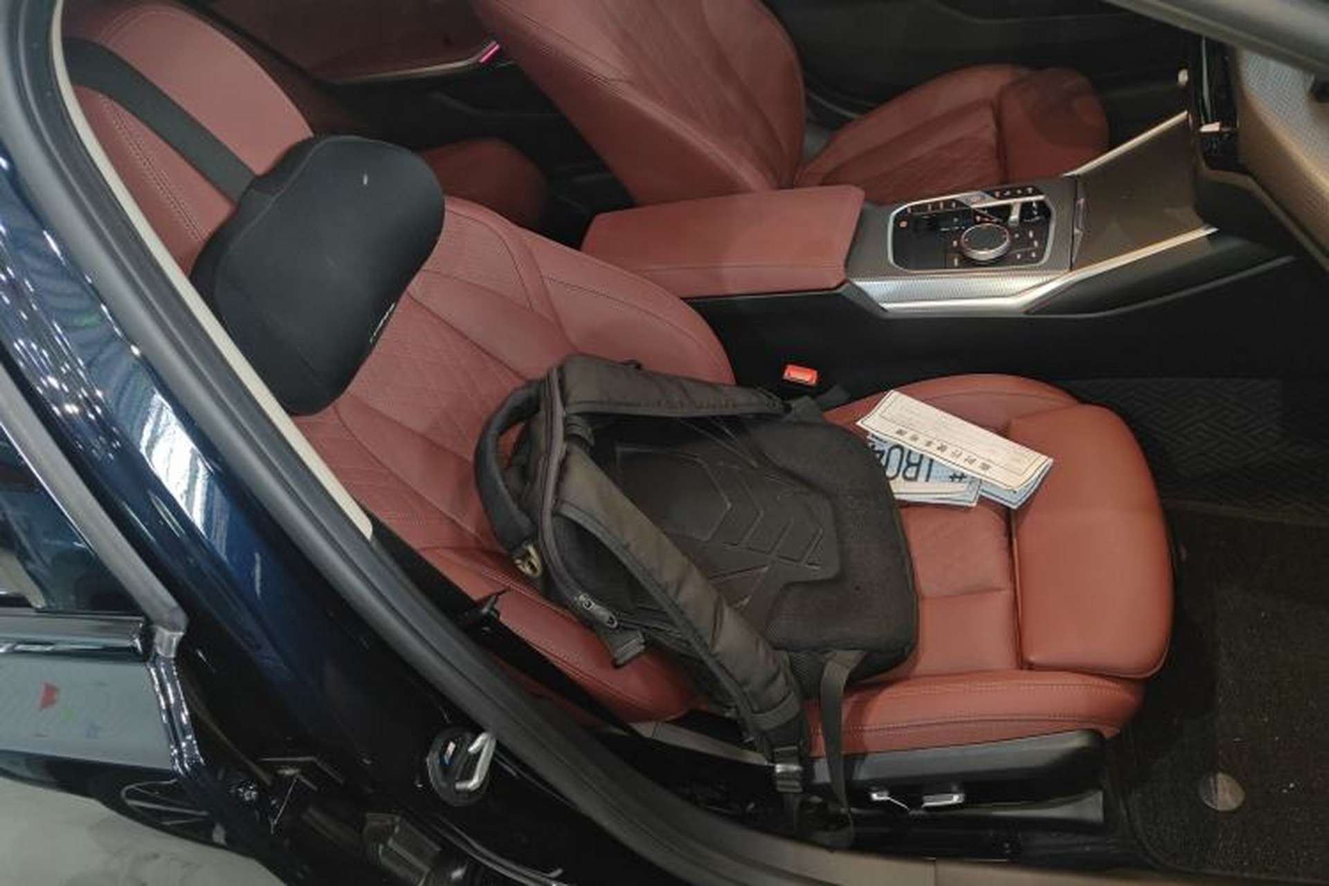 Used BMW 3 Series 2025 330Li M Sport Shadowline Package Right Front Seat