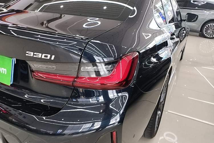 Used BMW 3 Series 2025 330i M Sport Night Edition Package Right Rear Taillight