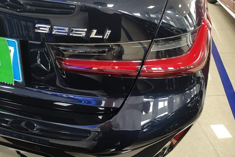 Used BMW 3 Series 2025 325Li M Sport Package Right Rear Taillight