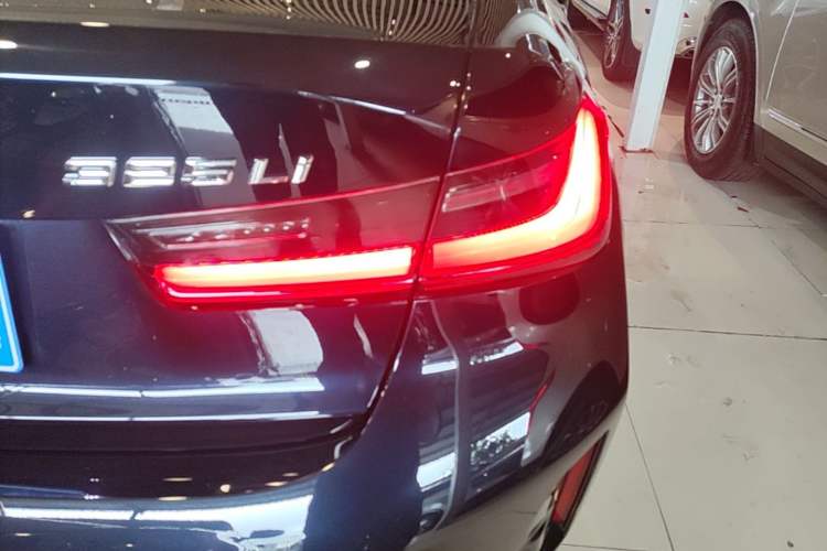 Used BMW 3 Series 2025 325Li M Sport Package Right Rear Taillight