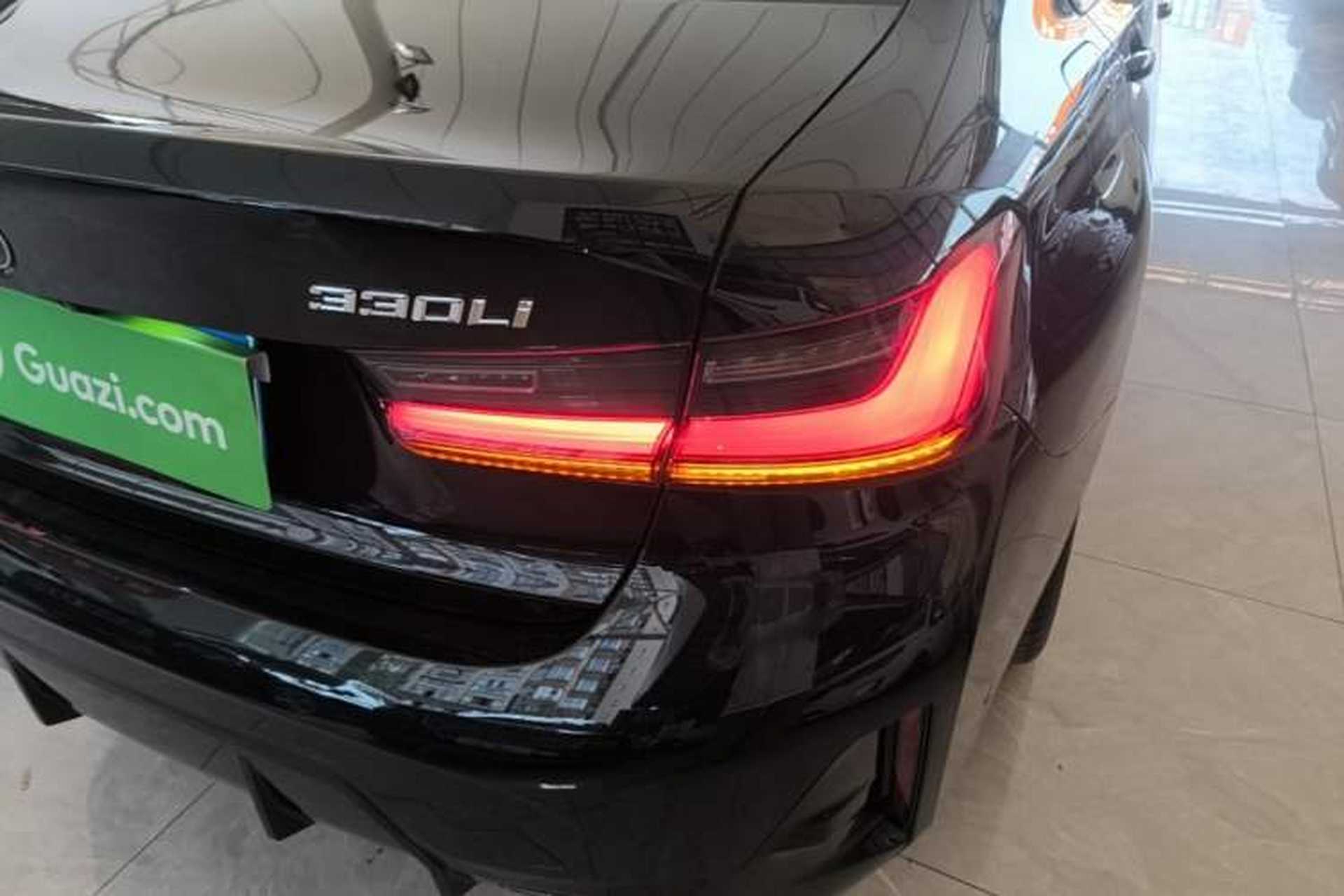 Used BMW 3 Series 2025 330Li M Sport Shadowline Package Right Rear Taillight