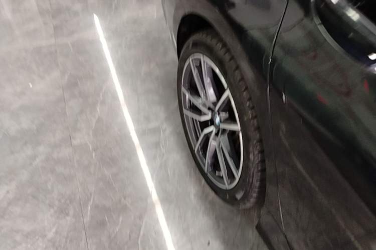 Used BMW 3 Series 2025 325Li M Sport Package Right Rear Wheel Hub