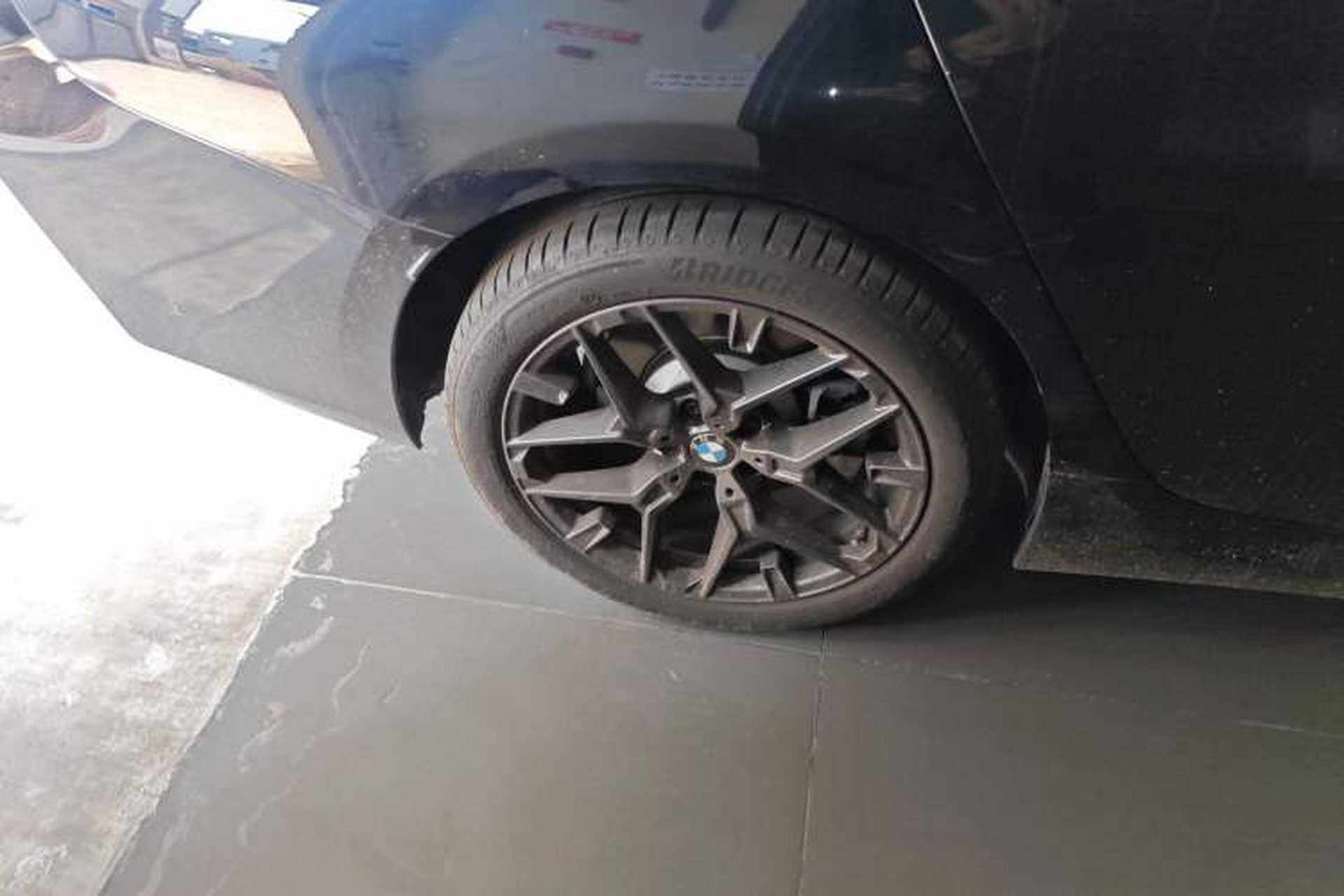 Used BMW 3 Series 2025 330Li M Sport Shadowline Package Right Rear Wheel Hub