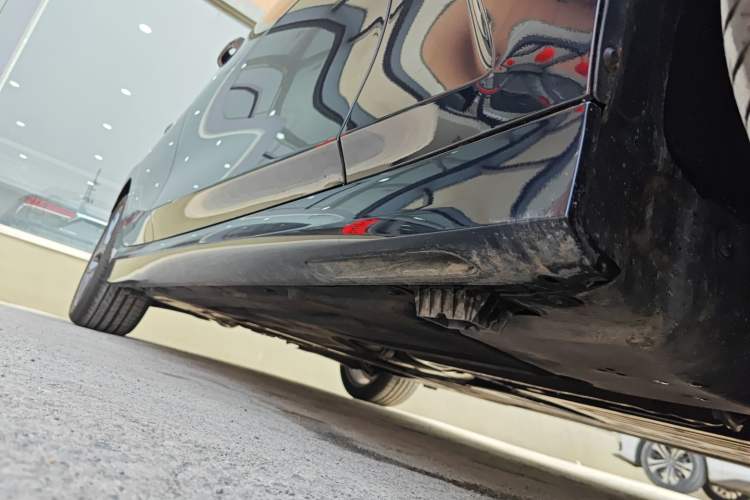 Used BMW 3 Series 2025 330i M Sport Night Edition Package Right Side Sill