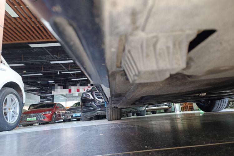 Used BMW 3 Series 2025 325Li M Sport Package Right Side Sill