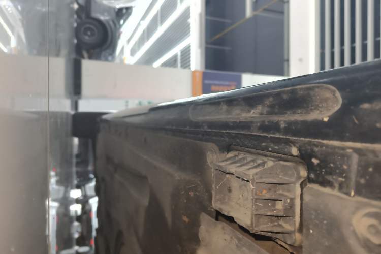Used BMW 3 Series 2025 325Li M Sport Package Right Side Sill