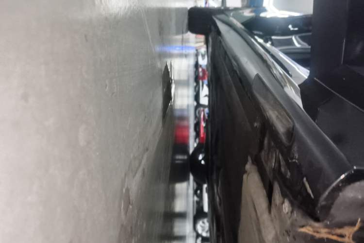 Used BMW 3 Series 2025 325Li M Sport Package Right Side Sill