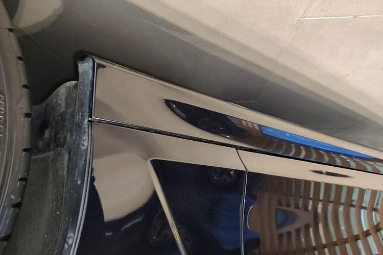 Used BMW 3 Series 2025 325Li M Sport Package Right Side Sill