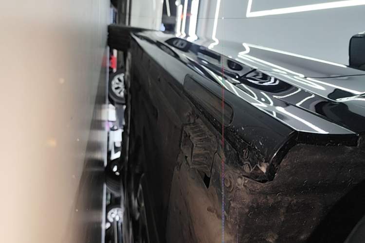 Used BMW 3 Series 2025 325Li M Sport Package Right Side Sill