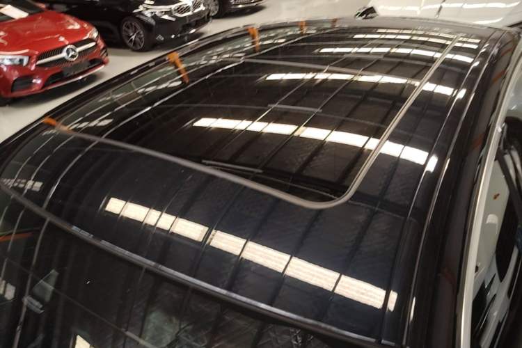 Used BMW 3 Series 2025 325Li M Sport Package Roof