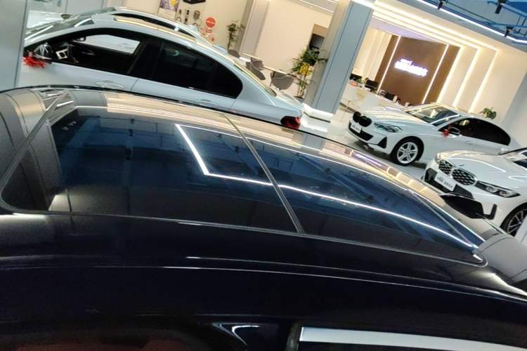Used BMW 3 Series 2025 325Li M Sport Package Roof