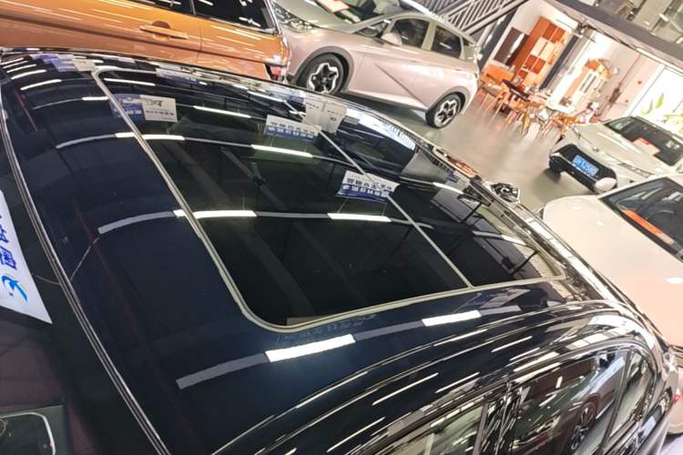 Used BMW 3 Series 2025 330Li M Sport Shadowline Package Roof