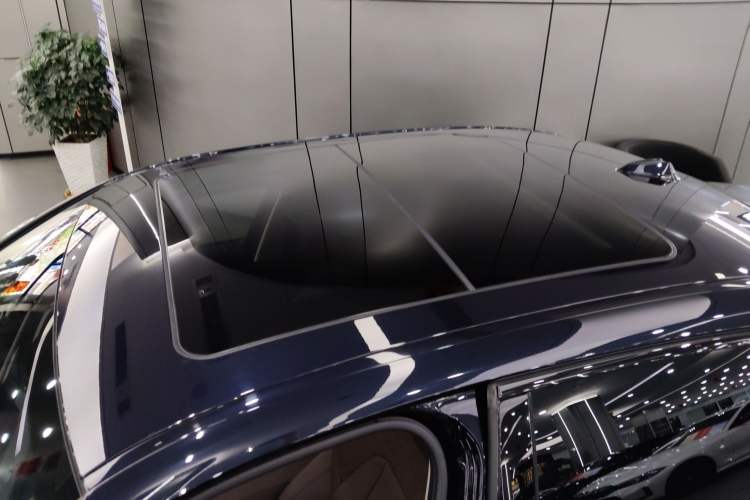 Used BMW 3 Series 2025 330Li M Sport Shadowline Package Roof