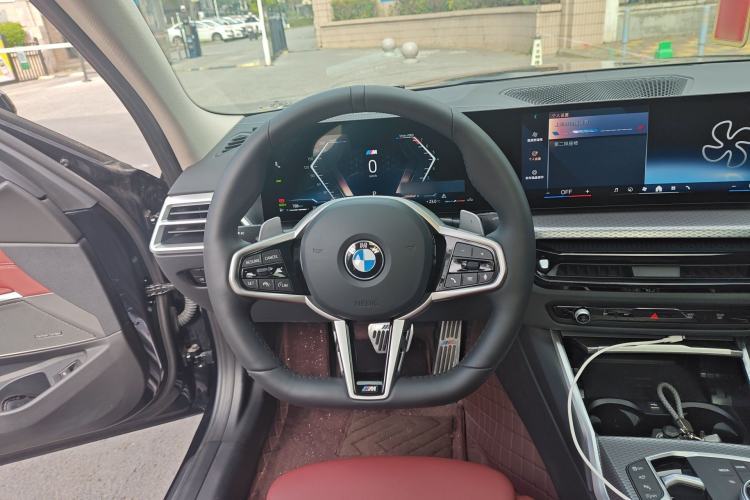 Used BMW 3 Series 2025 330Li M Sport Shadowline Package Steering Wheel