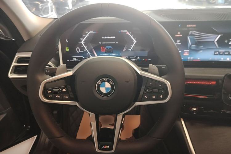 Used BMW 3 Series 2025 325Li M Sport Package Steering Wheel