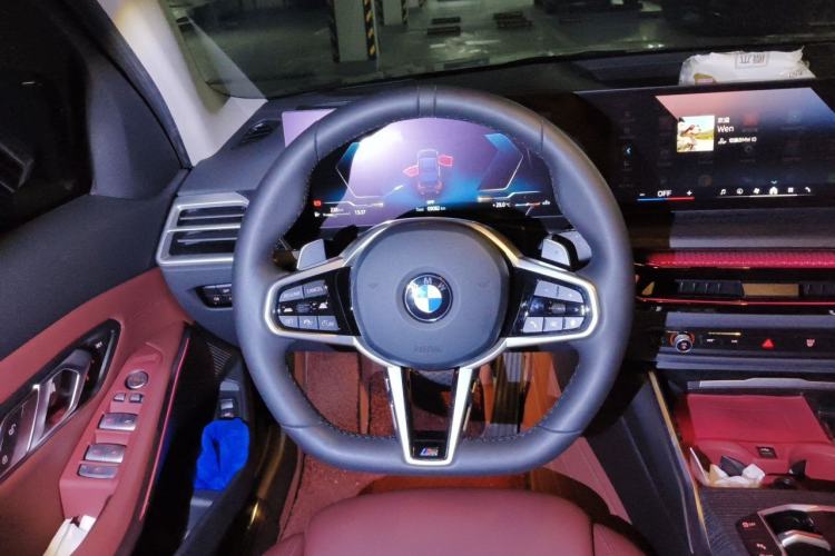 Used BMW 3 Series 2025 325Li M Sport Package Steering Wheel
